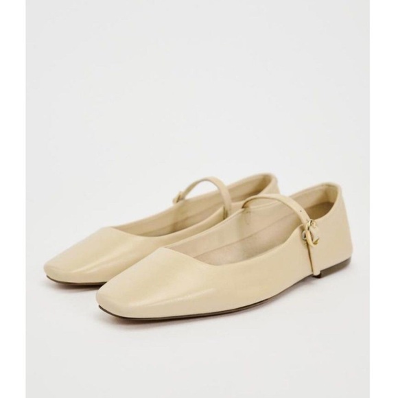 Zara Shoes - Zara Cream Women's Ballet Flats